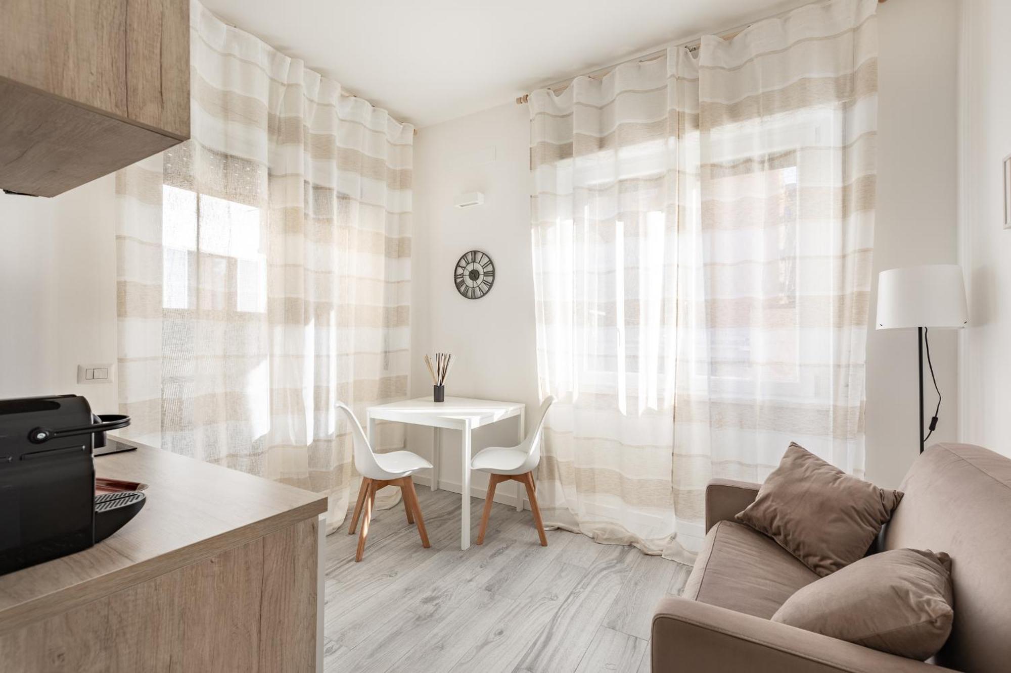 Apartament Pieno Centro Di Milano Per Gruppi, Famiglie E Viaggi Di Lavoro Zewnętrze zdjęcie